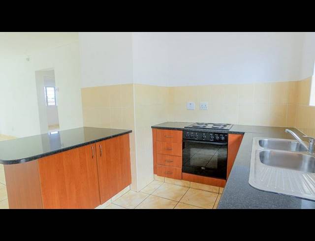 3 BEDROOM COMPLEX FOR SALE IN SOUTHPORT